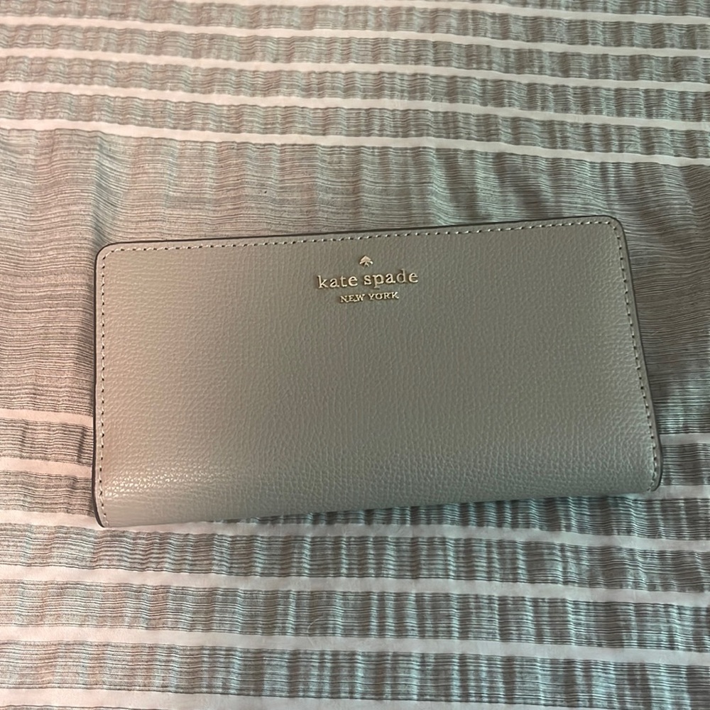 Kate Spade Darcy Large Slim Bifold Wallet